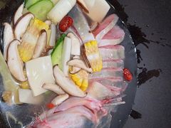 -鲜潭蒸汽石锅鱼(五道口购物中心店)