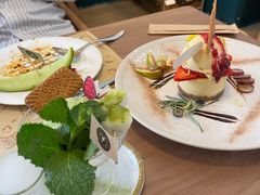-Mark&Mars Restaurant