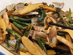 -去吃小龙虾·江湖菜·烧烤(南滨路店)