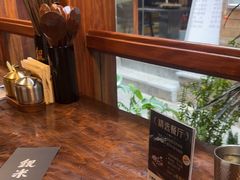 -银米·云南传统过桥米线(双廊黑金冠店)