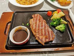 -必胜客(格尔木华兴店)