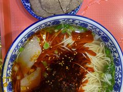 牛肉面-伊穆祥牛肉面总店·清真