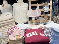 -Brandy Melville