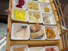 -香麒园·过桥米线·南湖雅宴