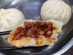 奥尔良鸡腿包-老陶包子铺(南大西南村店)