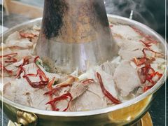 -撒拉人家.酸菜牦牛肉火锅