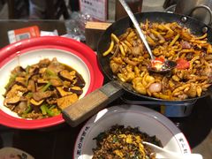 -富正毅三下锅·湘西韵味(天门山索道店)