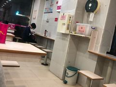 -华辉拉肠(宝华店)