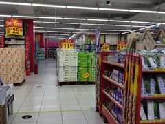 -家乐福(四元桥购物中心店)
