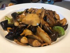 牛肝菌烧茄子-半山腰·云南菜(侨福芳草地店)
