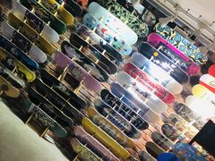 -聚点滑板SPOT SKATE(常熟路店)