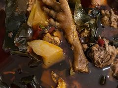 -晓彭肥肠鸡·泡椒鸡火锅(水木天地店)