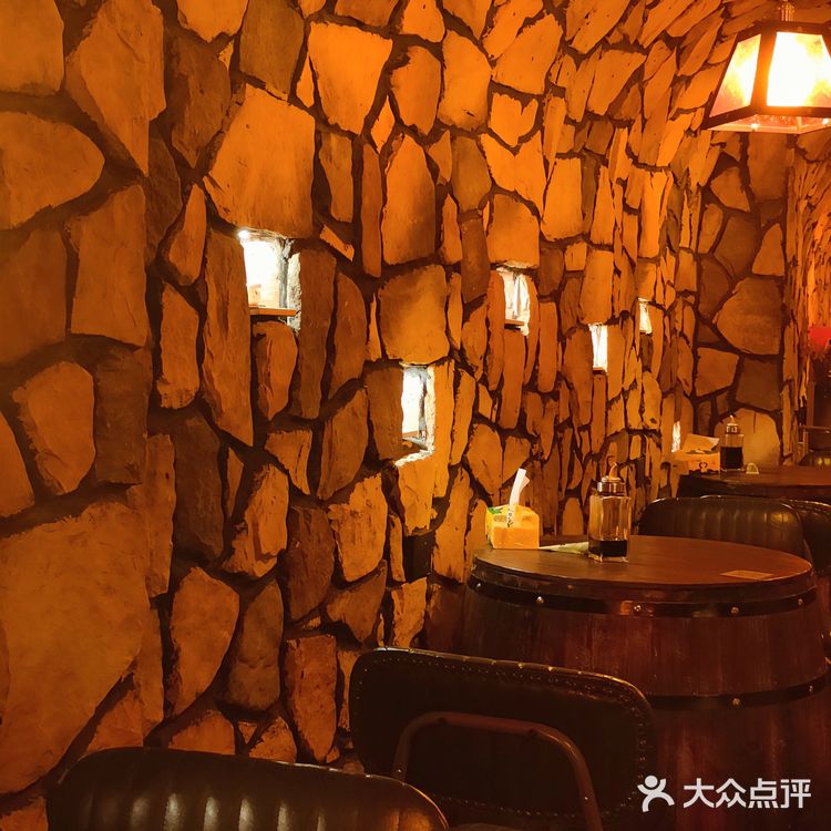 昊｜来了寿司店  在魔法屋里吃寿司