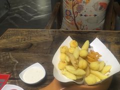 -HIGH FIVE哈福手工汉堡(桂林路店)