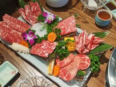 -明洞阿姨·韩式酱蟹烤肉·创意料理(三元桥店)