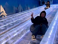 -西安银基冰雪世界
