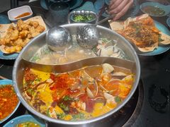 -老城鲜·小海鲜贝贝煲火锅(壹方城店)