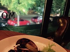 -斯普汇生蚝牛排馆(中骏世界城店)