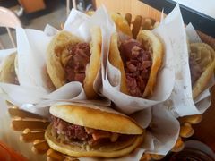 -闫家驴肉老店(华电一校店)
