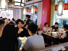 -川流不息·地道川菜·小龙虾(新松江路店)