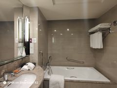-昆明中心皇冠假日酒店