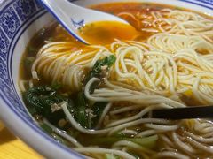 辣肉面-沪西老弄堂面馆(定西路店)