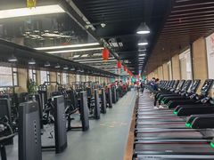 -健龙森俱乐部·游泳·健身·羽毛球综合体育馆