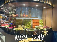 -淡尾·海鲜自助概念餐厅(虹桥南丰城店)