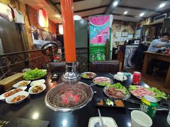 -牛信亭韩国料理·炭火烤肉(紫藤路店)