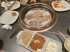 -梨花甄选自助烤肉(小寨原力场店)