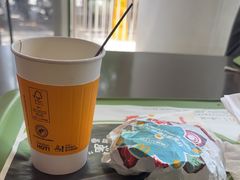 -麦当劳(假日广场店)