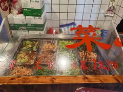 -矮子粉店1985·长沙米粉(湘春路店)