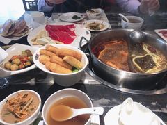 -何鲜菇火锅(大营盘店)