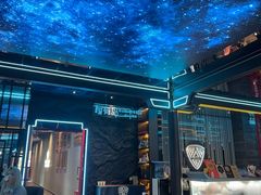 -屋有岛沉浸游戏旗舰店(中山公园店)