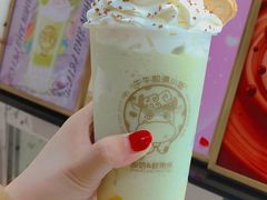 -牛牛和清小妞芝士卷饼厂(红谷滩万达店)