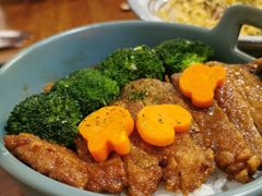 阿松猪排饭-拾年