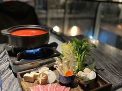 和牛番茄锅-花见无国界料理(科林楼店)