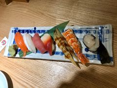 刺身拼盘（中）-初居食屋日式料理(万象城购物中心店)