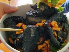 臭豆腐-黑色经典臭豆腐·湖南特产(步行街店)