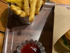 -BURGER BRO'S