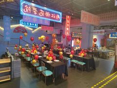 -里堂派对·独栋团建聚会小院轰趴馆(三圣乡店)