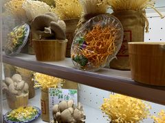 -大匠工房古船木艺术餐厅·猪肚鸡专门店(长白仙岛店)