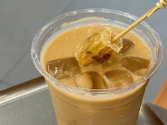 Bee的蜂巢拿铁-LilBee Coffee