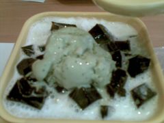 -满记甜品(巴黎春天宝山店)