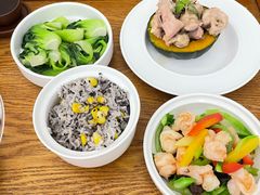 -雪梅月子中心(华侨城店)