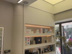 -PE SALON