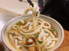松茸鸡汤面-玉滋補