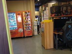 -艾尔文电竞(陈埭吾悦广场店)