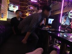 -温莎KTV(珠江路店)
