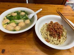 -上海特色小笼店(铁岭路90弄小区店)